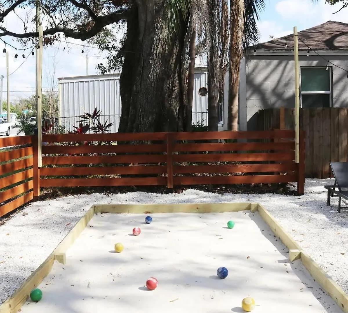 Semesterbostad Outdoor Hangout With Bbq, Firepit, Bocce Ball And More Tampa